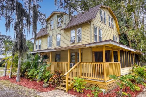 Propiedad comercial en venta en New Smyrna Beach, Florida, 221.48 m2 № 1723612 - foto 1