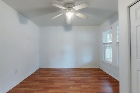 Propiedad comercial en venta en New Smyrna Beach, Florida, 221.48 m2 № 1723612 - foto 19