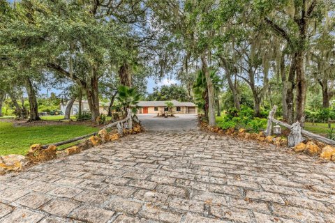 Villa ou maison à vendre à Arcadia, Floride: 3 chambres, 238.2 m2 № 2409894 - photo 3