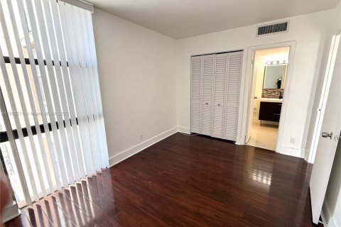 Купить кондоминиум в Авентура, Флорида 2 спальни, 105.72м2, № 1963270 - фото 16