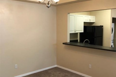 Condo in Newberry, Florida, 2 bedrooms  № 1673900 - photo 6