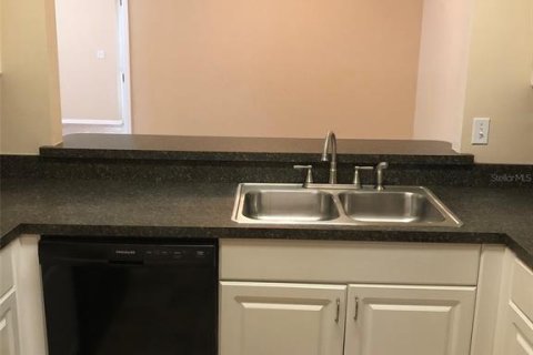 Condo in Newberry, Florida, 2 bedrooms  № 1673900 - photo 7