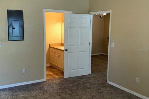 Condo in Newberry, Florida, 2 bedrooms  № 1673900 - photo 12