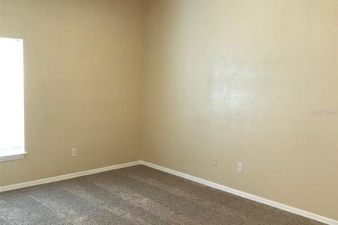 Condo in Newberry, Florida, 2 bedrooms  № 1673900 - photo 11
