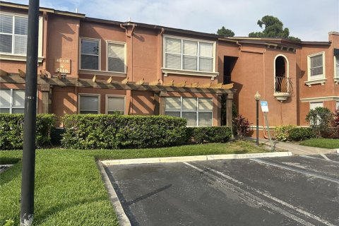 Copropriété à louer à Orlando, Floride: 2 chambres, 91.79 m2 № 1777286 - photo 1