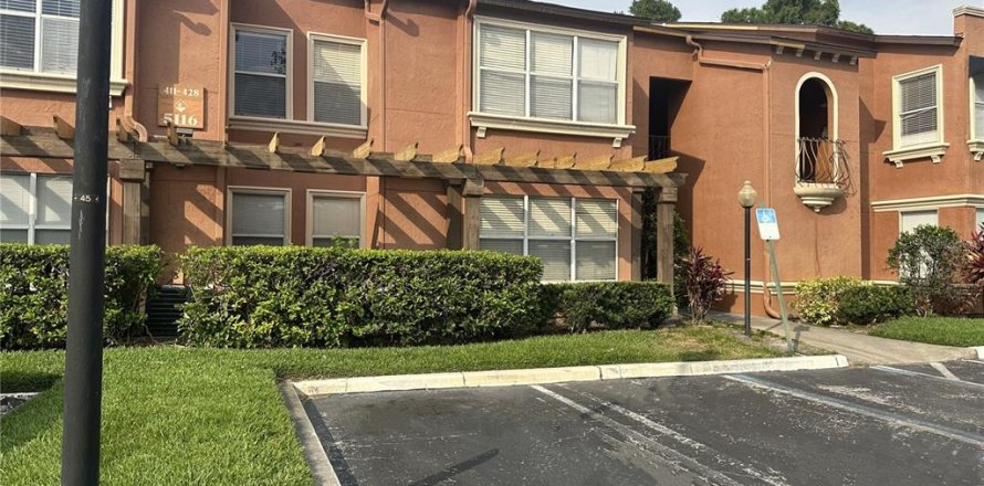 Condominio en Orlando, Florida, 2 dormitorios № 1777286