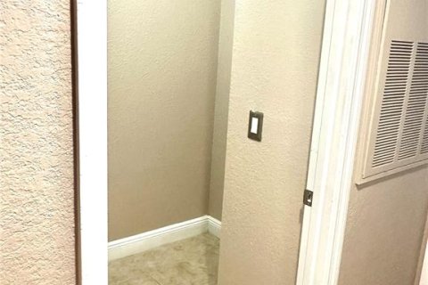 Copropriété à louer à Orlando, Floride: 2 chambres, 91.79 m2 № 1777286 - photo 15