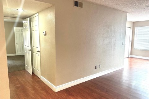 Copropriété à louer à Orlando, Floride: 2 chambres, 91.79 m2 № 1777286 - photo 12