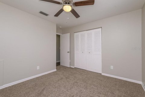 Casa en alquiler en Spring Hill, Florida, 3 dormitorios, 118.91 m2 № 2094567 - foto 13
