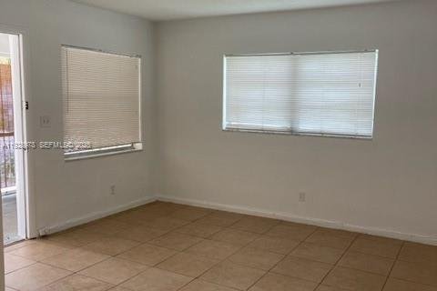 Copropriété à louer à Hallandale Beach, Floride: 1 chambre, 52.95 m2 № 1987292 - photo 9