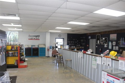 Commercial property in Gainesville, Florida 208.1 sq.m. № 2116313 - photo 23