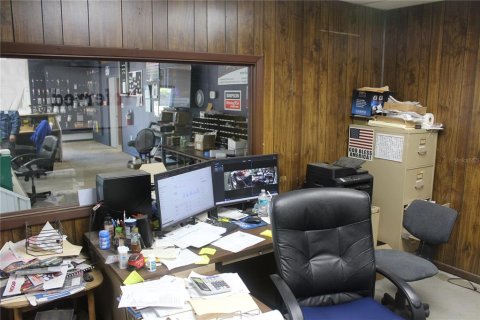 Commercial property in Gainesville, Florida 208.1 sq.m. № 2116313 - photo 28