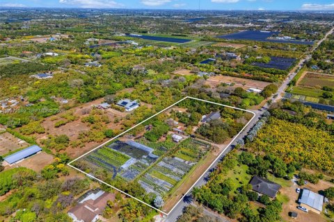 Купить виллу или дом в Хомстед, Флорида 3 спальни, 301.37м2, № 2036396 - фото 5