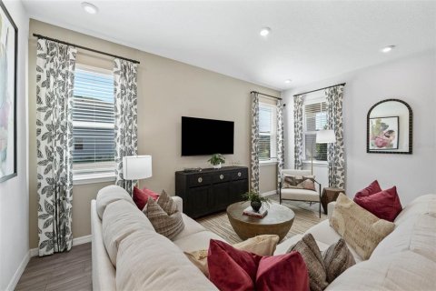 House in DeBary, Florida 3 bedrooms, 163.51 sq.m. № 1915022 - photo 8