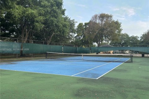 Casa en alquiler en Pembroke Pines, Florida, 2 dormitorios, 100.06 m2 № 2085340 - foto 14