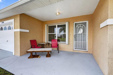 Villa ou maison à vendre à St. Lucie, Floride: 2 chambres, 105.44 m2 № 2086223 - photo 19
