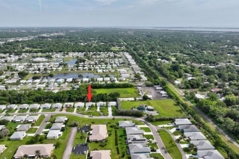 Villa ou maison à vendre à St. Lucie, Floride: 2 chambres, 105.44 m2 № 2086223 - photo 12