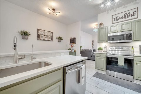 Touwnhouse à louer à Kissimmee, Floride: 5 chambres, 202.16 m2 № 2148945 - photo 16