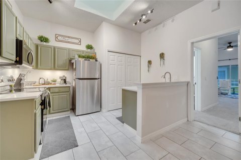 Touwnhouse à louer à Kissimmee, Floride: 5 chambres, 202.16 m2 № 2148945 - photo 13