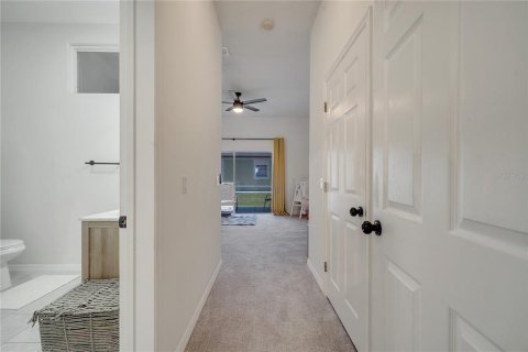 Touwnhouse à louer à Kissimmee, Floride: 5 chambres, 202.16 m2 № 2148945 - photo 19