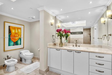 Condominio en alquiler en Aventura, Florida, 3 dormitorios, 285.12 m2 № 1923558 - foto 22