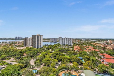 Condominio en alquiler en Aventura, Florida, 3 dormitorios, 285.12 m2 № 1923558 - foto 29