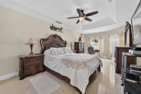 Casa en venta en Port Orange, Florida, 5 dormitorios, 264.59 m2 № 2299415 - foto 3