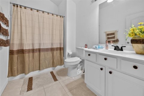 Casa en venta en Port Orange, Florida, 5 dormitorios, 264.59 m2 № 2299415 - foto 8