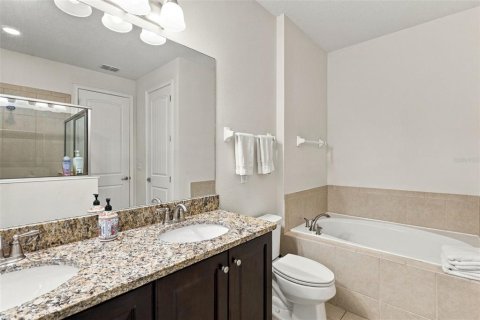 Villa ou maison à vendre à Kissimmee, Floride: 8 chambres, 376.9 m2 № 2428823 - photo 25