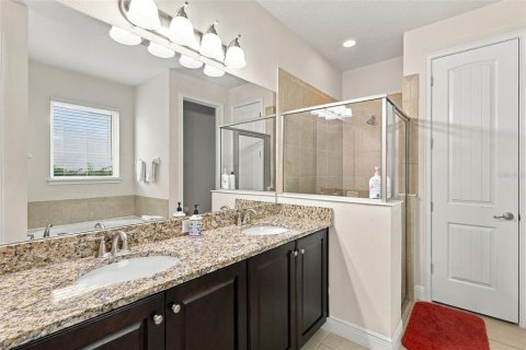 Villa ou maison à vendre à Kissimmee, Floride: 8 chambres, 376.9 m2 № 2428823 - photo 18