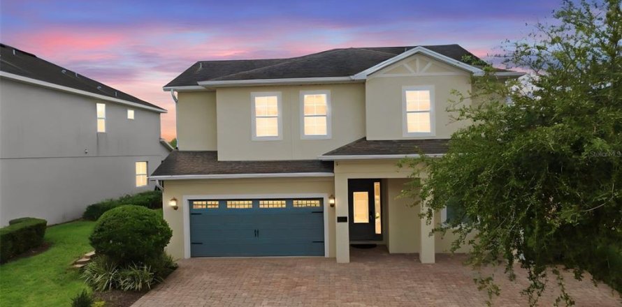 Villa ou maison à Kissimmee, Floride 8 chambres, 376.9 m2 № 2428823