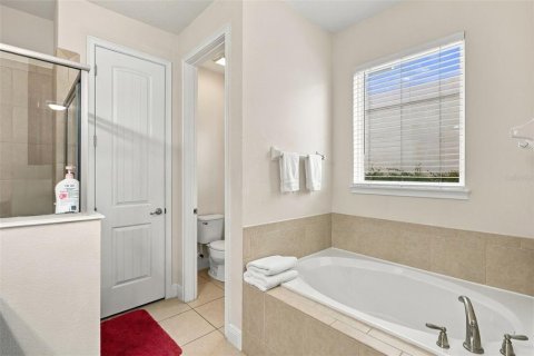 Villa ou maison à vendre à Kissimmee, Floride: 8 chambres, 376.9 m2 № 2428823 - photo 19