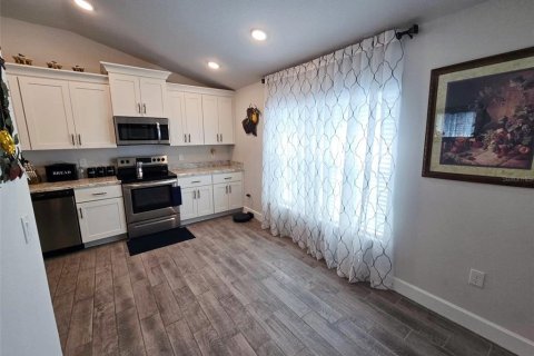 Villa ou maison à vendre à Dade City, Floride: 4 chambres, 169.08 m2 № 2213901 - photo 27