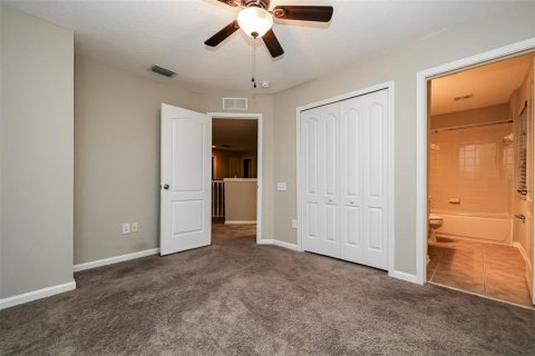 House in Valrico, Florida 4 bedrooms, 252.14 sq.m. № 2198052 - photo 15
