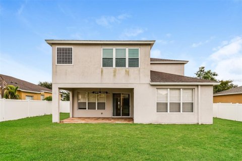 House in Valrico, Florida 4 bedrooms, 252.14 sq.m. № 2198052 - photo 20