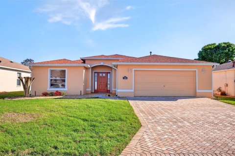 Casa en Ocala, Florida 3 dormitorios, 153.01 m2 № 2379607