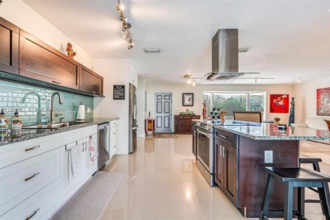 Villa ou maison à vendre à Cutler Bay, Floride: 3 chambres, 161.84 m2 № 2009494 - photo 4