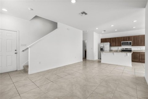 Adosado en venta en Port Orange, Florida, 3 dormitorios, 159.42 m2 № 2142379 - foto 8