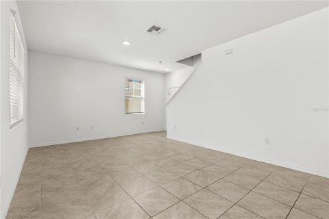 Adosado en venta en Port Orange, Florida, 3 dormitorios, 159.42 m2 № 2142379 - foto 11