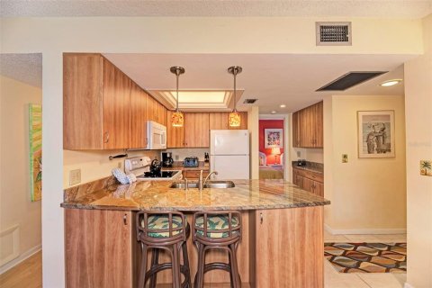 Copropriété à vendre à Sarasota, Floride: 2 chambres, 79.9 m2 № 2132360 - photo 21