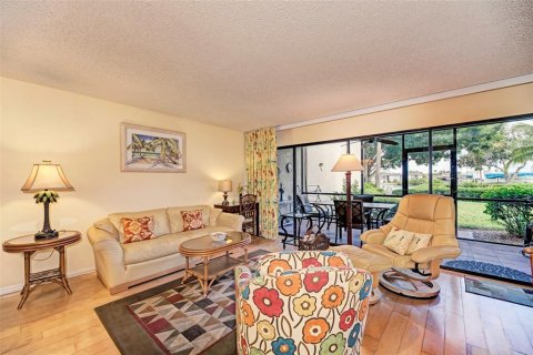 Copropriété à vendre à Sarasota, Floride: 2 chambres, 79.9 m2 № 2132360 - photo 14