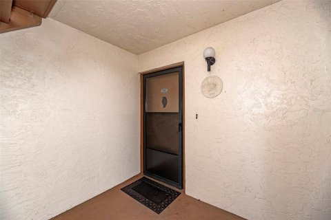 Copropriété à vendre à Sarasota, Floride: 2 chambres, 79.9 m2 № 2132360 - photo 11