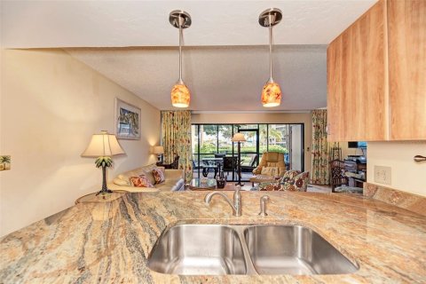 Copropriété à vendre à Sarasota, Floride: 2 chambres, 79.9 m2 № 2132360 - photo 26