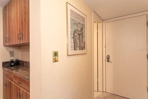 Copropriété à vendre à Sarasota, Floride: 2 chambres, 79.9 m2 № 2132360 - photo 12