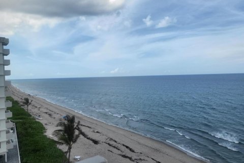Condominio en alquiler en Highland Beach, Florida, 2 dormitorios, 97.55 m2 № 1226774 - foto 1