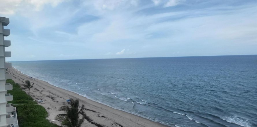 Condominio en Highland Beach, Florida, 2 dormitorios № 1226774