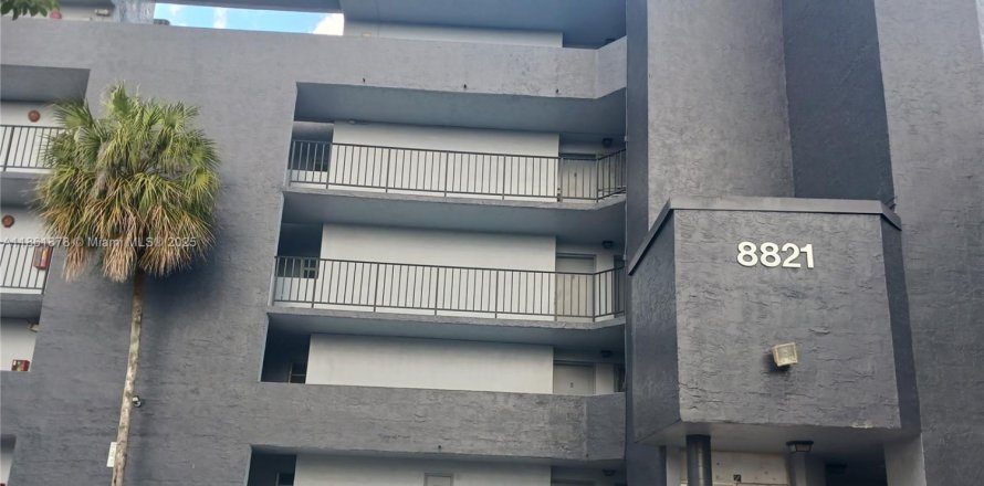 Apartamento en Miami, Florida 1 dormitorio, 57.6 m2 № 1925249