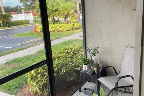 Condominio en venta en Largo, Florida, 2 dormitorios, 86.4 m2 № 2227464 - foto 15