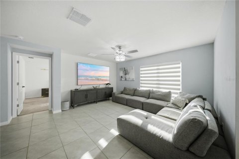 Casa en venta en Ocala, Florida, 4 dormitorios, 169.73 m2 № 2383866 - foto 10