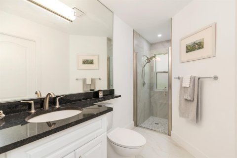 Casa en venta en West Palm Beach, Florida, 3 dormitorios, 245.91 m2 № 2181342 - foto 24